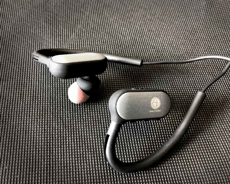 https://media.bnn.in.th/media/1411010000605/E-P-Stereo-Sport-Bluetooth-Headphone-EP-BL06-red-content1.jpg