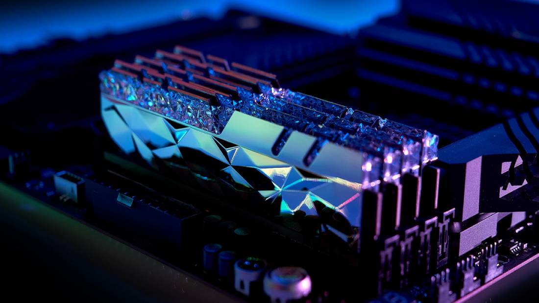  G Skill Ram PC DDR4 32GB 3600MHz CL16 16GBX2 Trident Z Royal Elite Gold