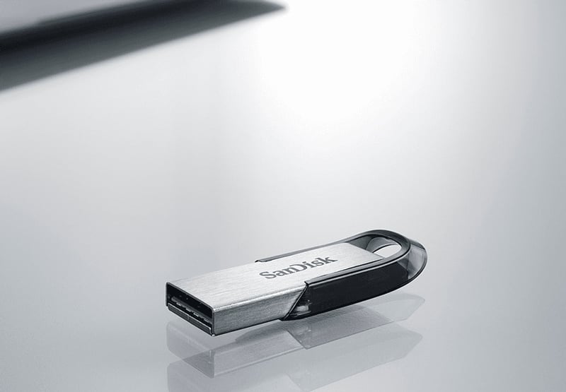 SanDisk USB Drive Ultra Flair 32GB USB 3.0 Silver (SDCZ73_032G_G46B)