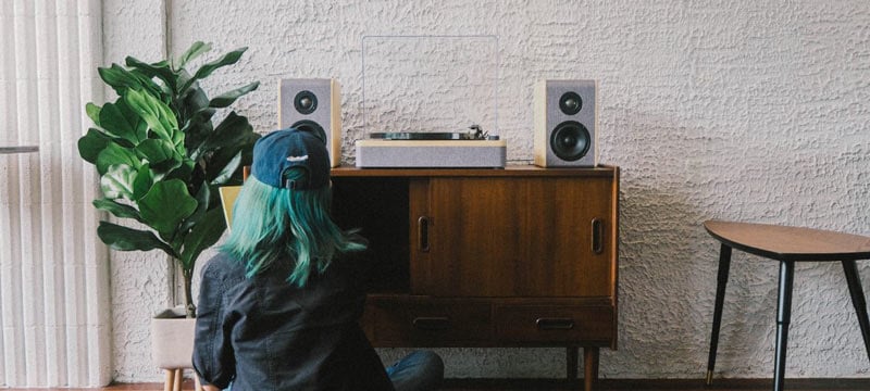 GadHouse Bluetooth Turntable Dean Ivory